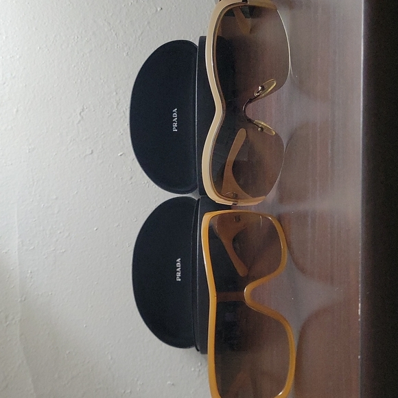 2 pair of Prada sunglasses - Picture 2 of 6